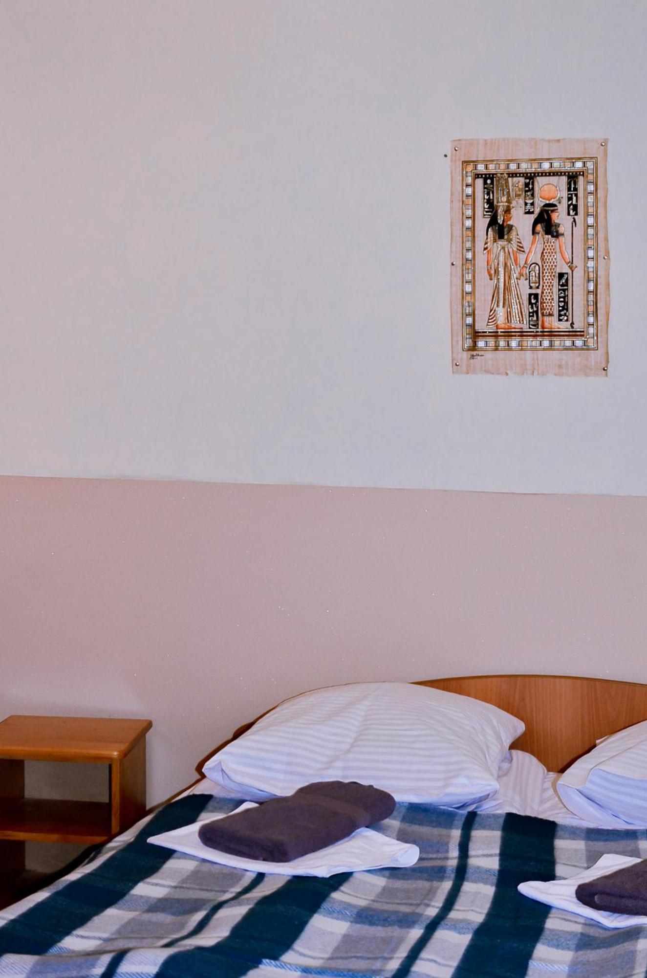 Guest House Mandrivnyi Rooms&Apartments ยาซินยา ภายนอก รูปภาพ