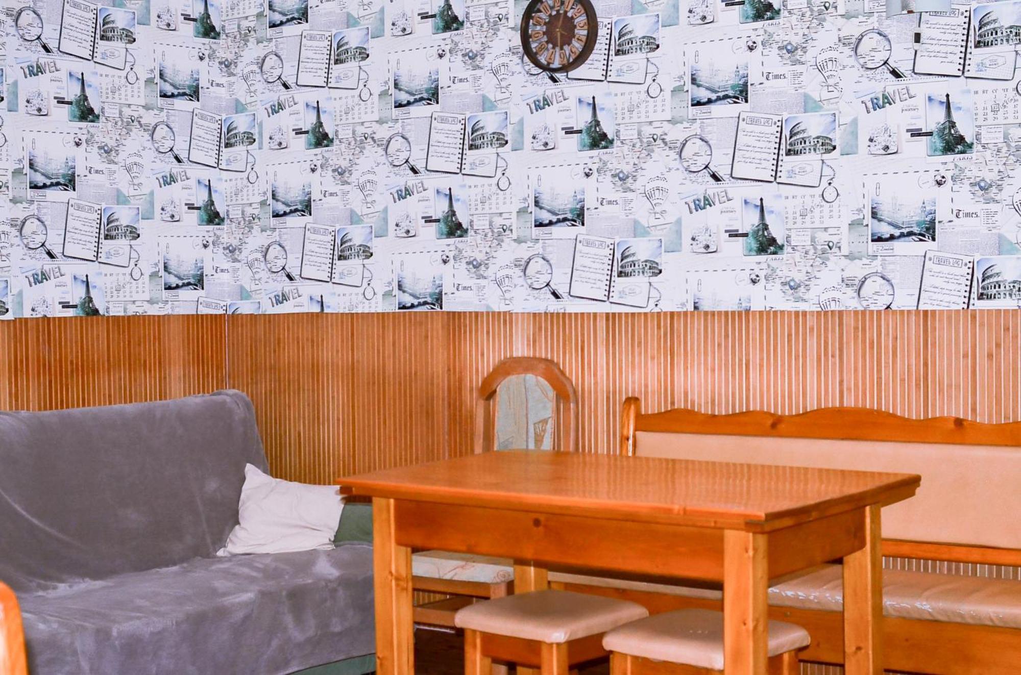 Guest House Mandrivnyi Rooms&Apartments ยาซินยา ภายนอก รูปภาพ